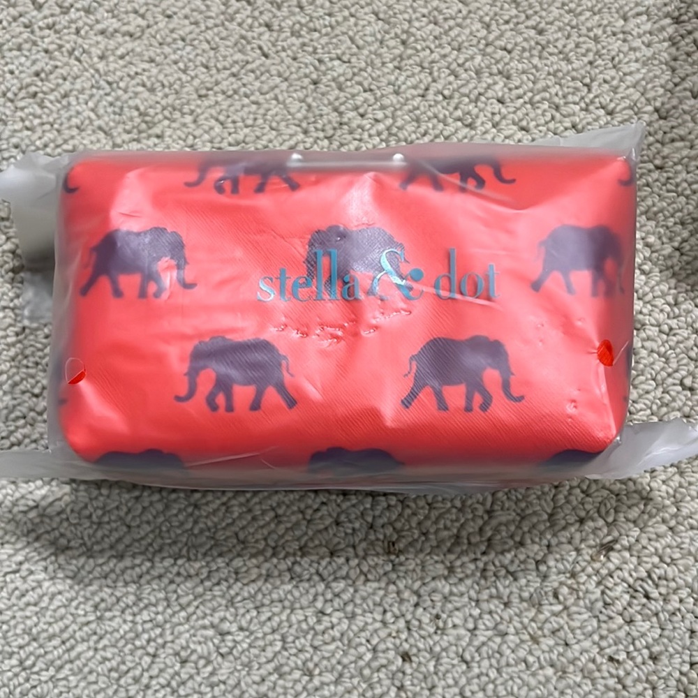 NWT Stella & Dot elephant pouf